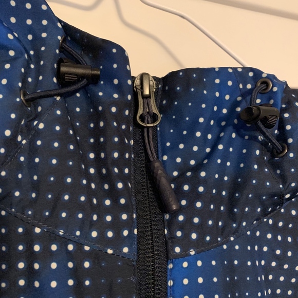 The North Face Lightweight Jacket - Picture 3 of 5